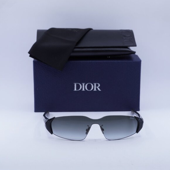 Dior DIORBAY M1U 10A1 Geometric Sunglasses - Black/Grey Gradient - Picture 3 of 11